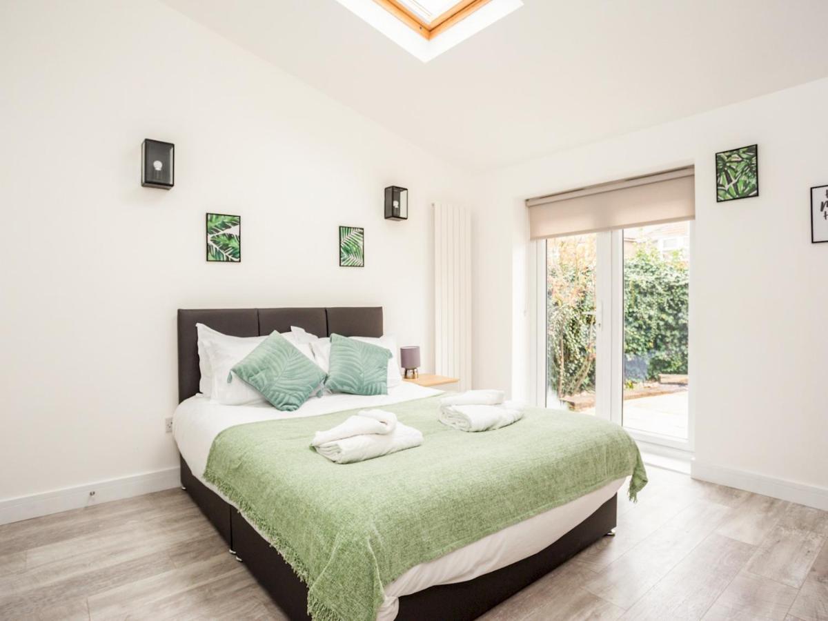 Вилла Fabulous 6 Sleeper! Great Location! Виндзор Экстерьер фото